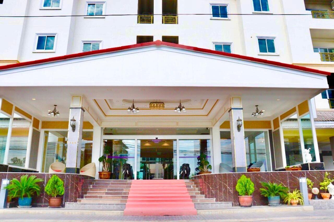فندق Napheera Royal Tel Ban Khlong Bang Krathiam المظهر الخارجي الصورة