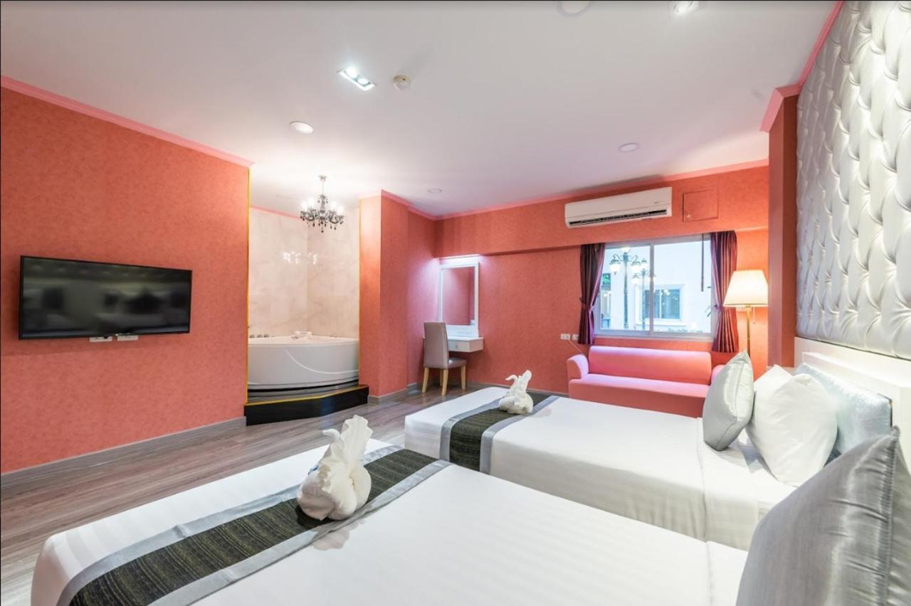 فندق Napheera Royal Tel Ban Khlong Bang Krathiam المظهر الخارجي الصورة