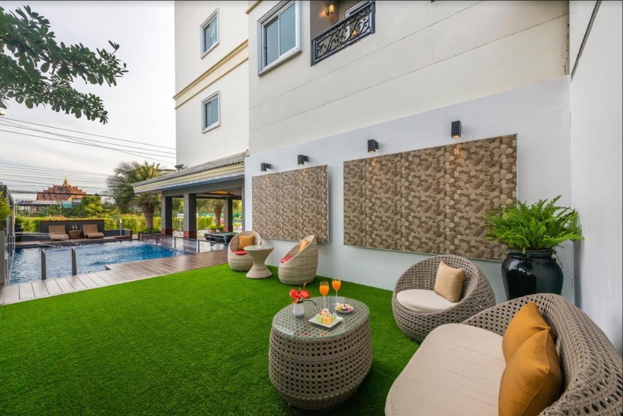 فندق Napheera Royal Tel Ban Khlong Bang Krathiam المظهر الخارجي الصورة